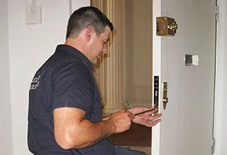 Safe Key Locksmith Service Claremont, CA 909-329-2172 - locksmith-6